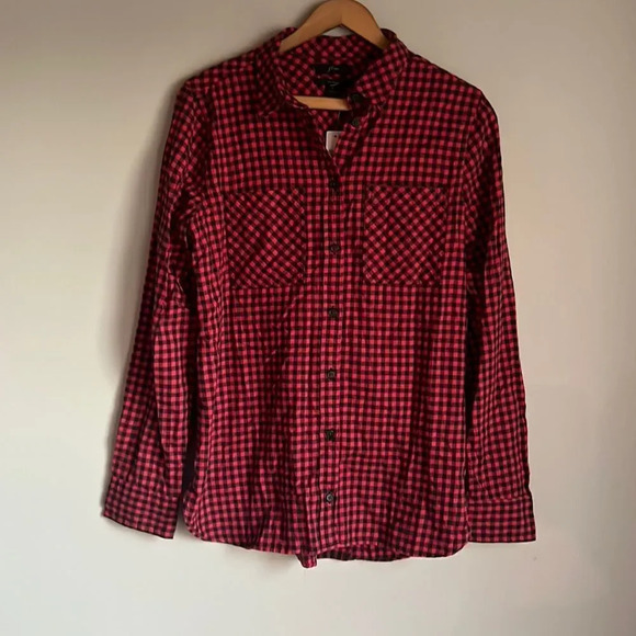 NEW J. Crew Classic button down red and black gingham - Picture 3 of 10